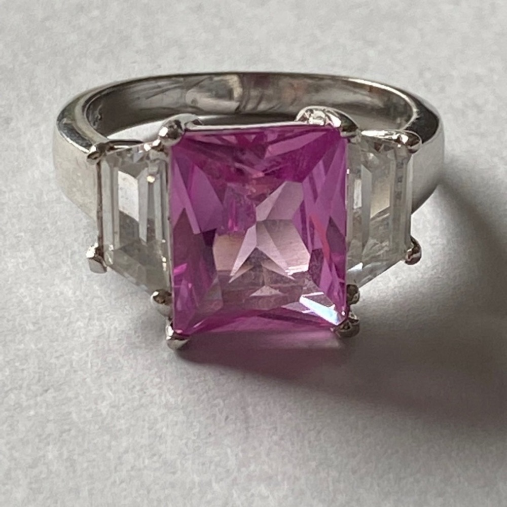 Vintage 925 sterling silver genuine Emerald Cut Pink sapphire Ring